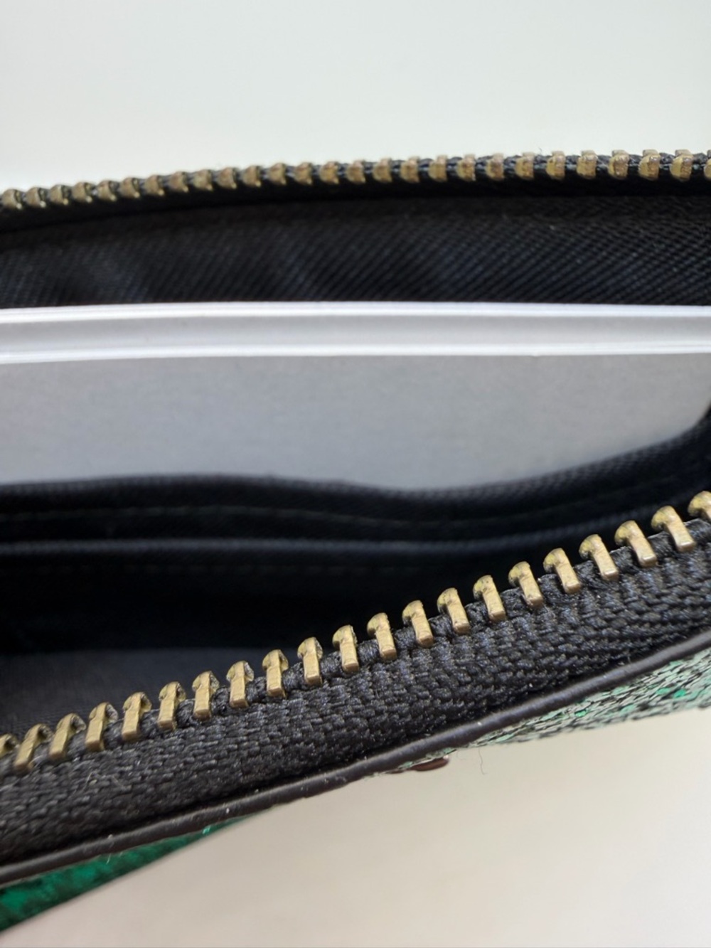 Coach Large Wristlet Emerald Green Glitter Zip Pouch NWT 77964B Statement Piece - Picture 9 of 11